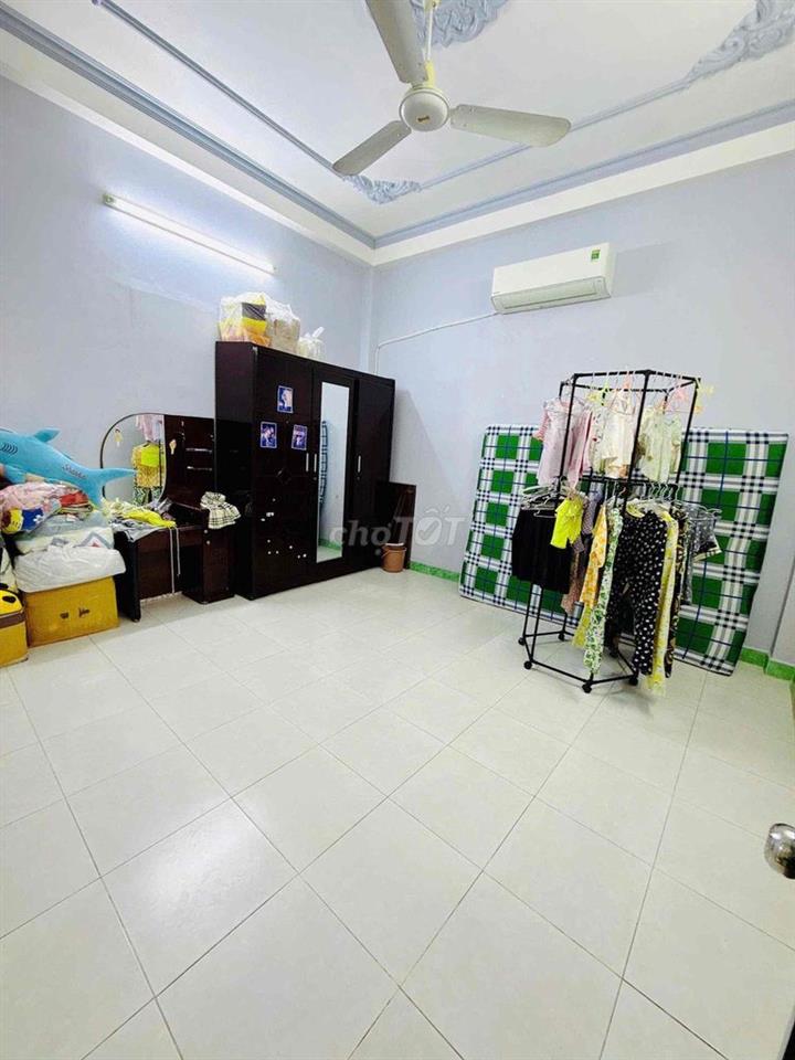 Nhà Lầu 4 Tầng 5P Ngủ Hẻm 4m Nở Hậu - Hoàn Công Đủ P1 Q8