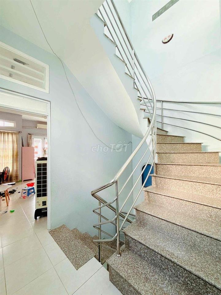 Nhà Lầu 4 Tầng 5P Ngủ Hẻm 4m Nở Hậu - Hoàn Công Đủ P1 Q8