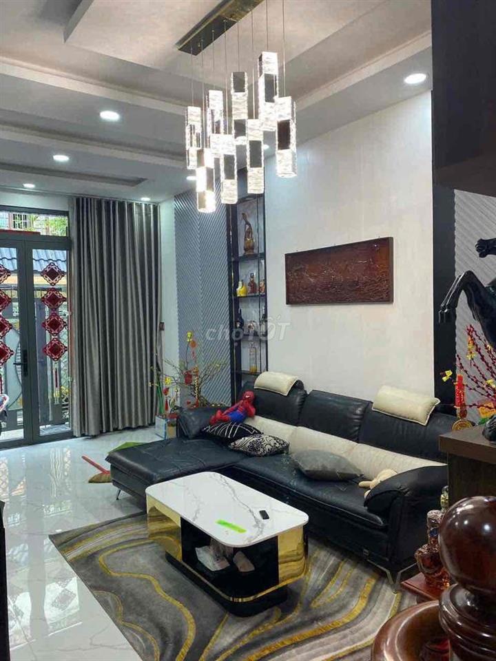 Nhà Lầu 3 Tầng Hẻm Thông 3m Diện Tích Khủng P5 Q8