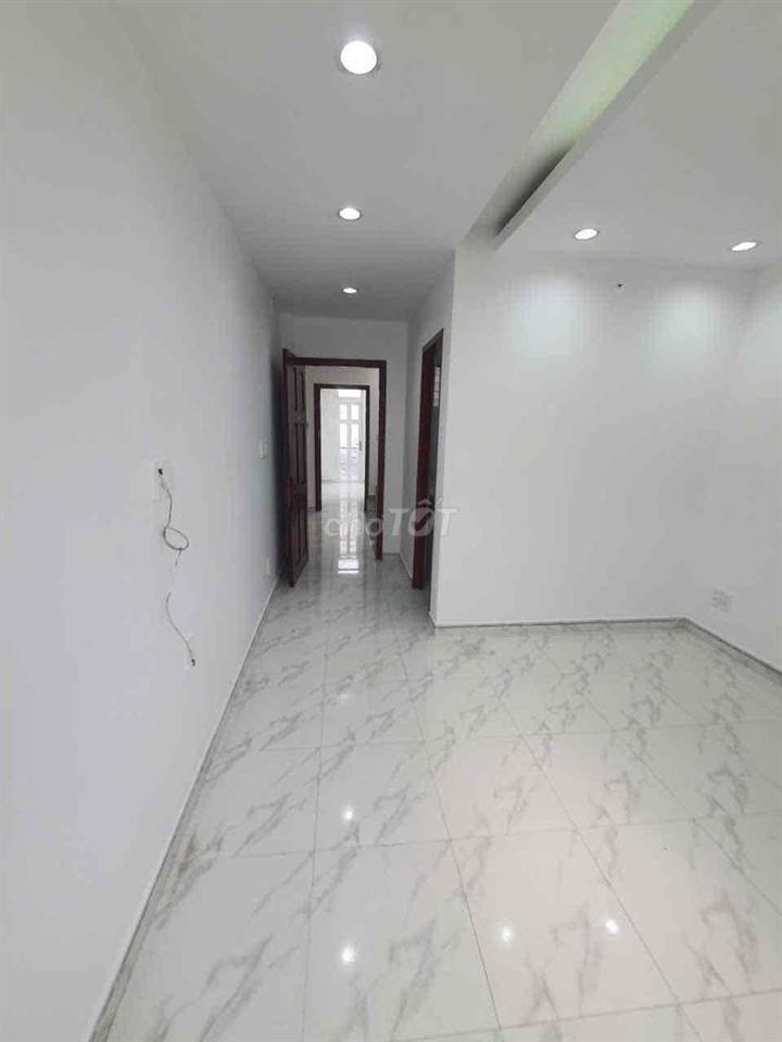 Nhà Lầu 3 Tầng Hẻm 4m Diện Tích Lớn P4 Q8