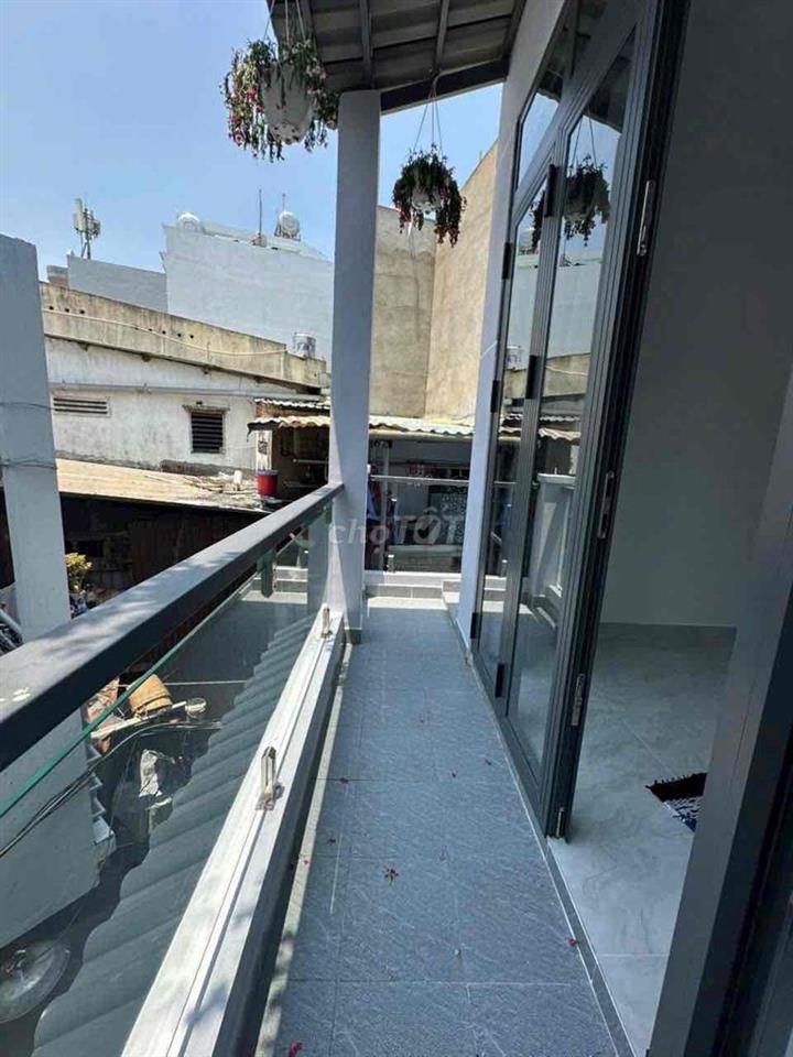 Nhà Xây Mới Có P Ngủ Tầng Trệt Tặng Full Nội Thất Cầu Chữ Y P8 Q8