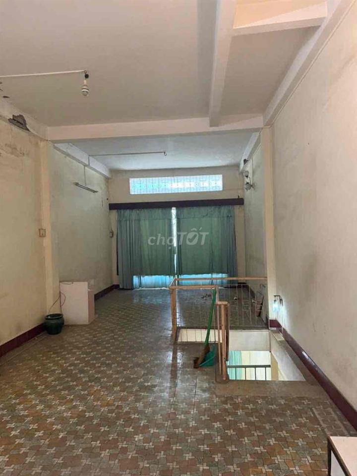 Mặt Tiền Hẻm Oto Nhà Cũ Diện Tích Lớn Dạ Nam Thông Dương Bá Trạc P2 Q8