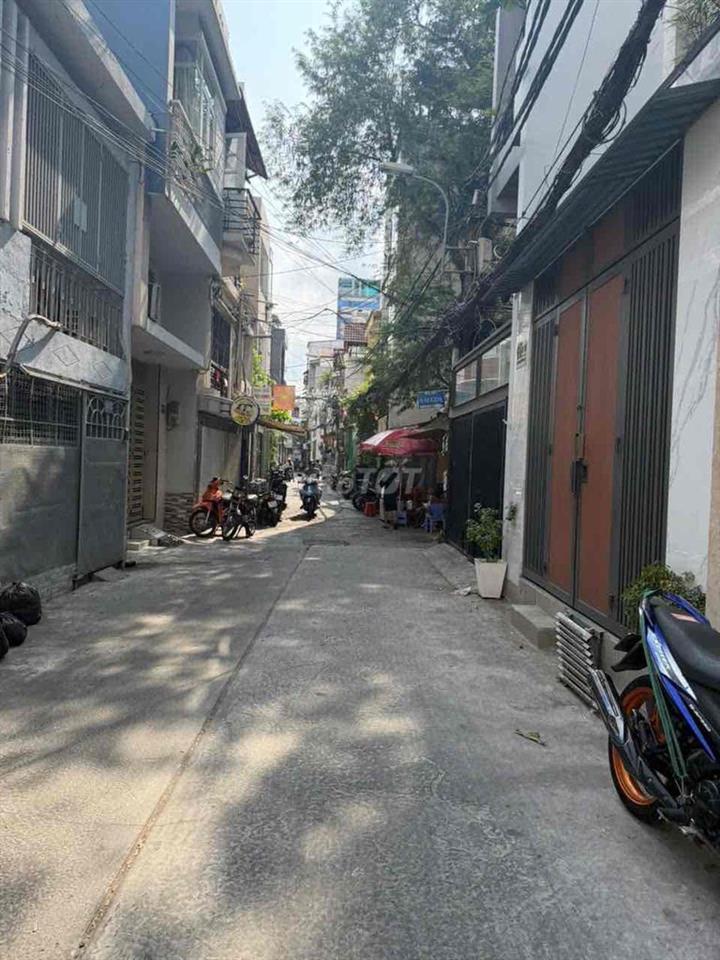 Mặt Tiền Hẻm Oto Nhà Cũ Diện Tích Lớn Dạ Nam Thông Dương Bá Trạc P2 Q8