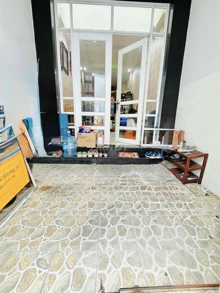 Nhà Lầu 4 Tầng Sát Mặt Tiền Bùi Minh Trực P5 Q8