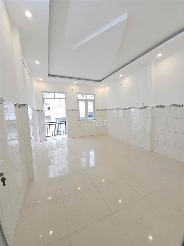 Hẻm 5m Nhà Lầu 4 Tầng 4P Ngủ - Âu Dương Lân P3 Q8