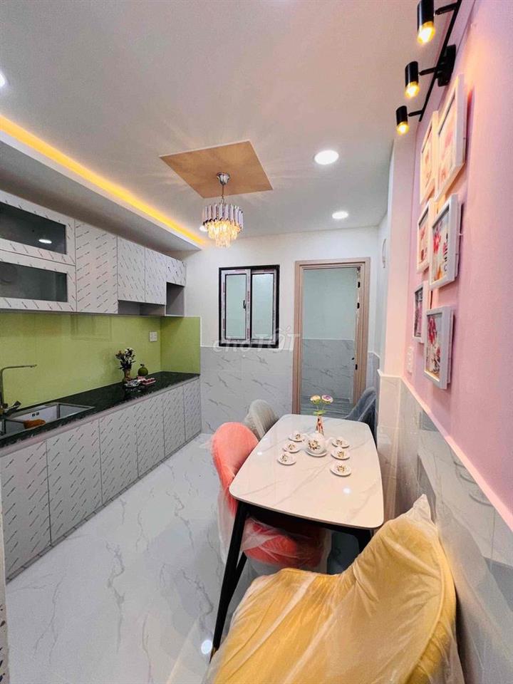 Nhà Lầu 3 Tầng 5P Ngủ Full Nội Thất Cầu Số 2 P15 Q8