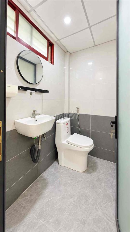 🟥⭐ 6,2 TỶ – NHÀ 2 TẦNG 4,5×13,5M – NGAY CẦU NGUYỄN VĂN CỪ