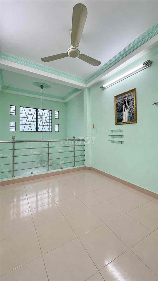 🟥⭐ NHÀ 3 TẦNG + SÂN THƯỢNG, 5PN – NGAY CẦU CHỮ Y, GẦN HXH – 6,6 TỶ