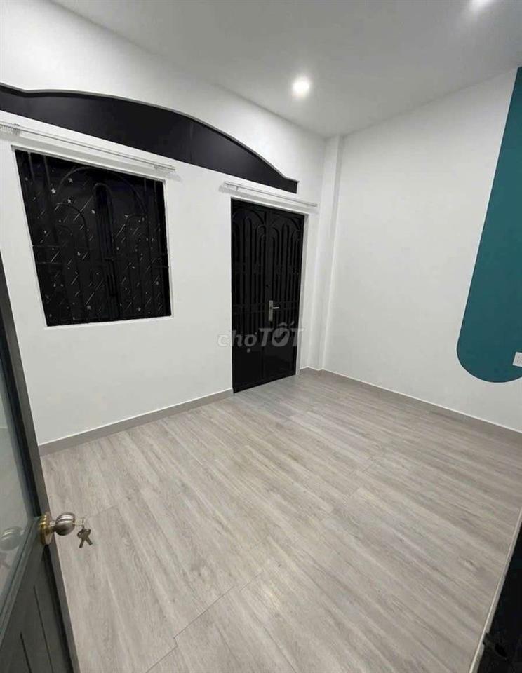 Bán Nhà Đẹp 1 trệt 1 lửng 1 lầu Đường Lương Văn Can P15 Q8