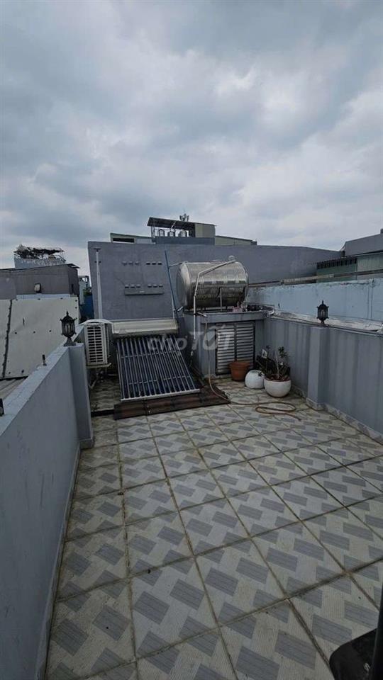 Bán nhà 3 Tầng Tạ Quang Bửu P2 Q8