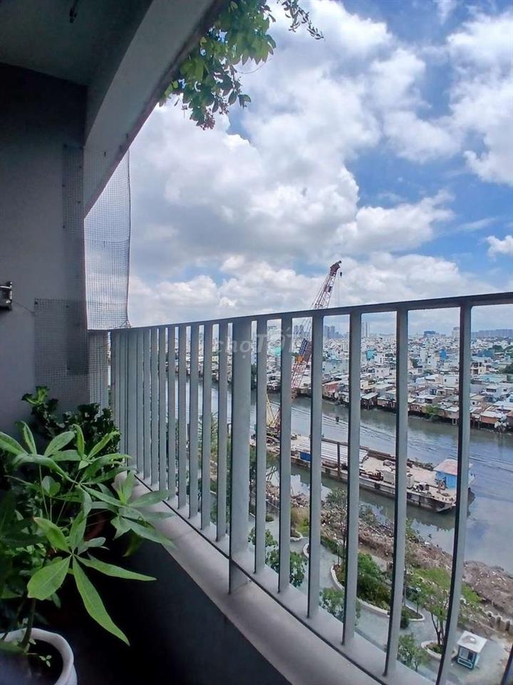 CĂN GỐC VIEW SÔNG DIAMOND LOTUS Q8 - 3PN