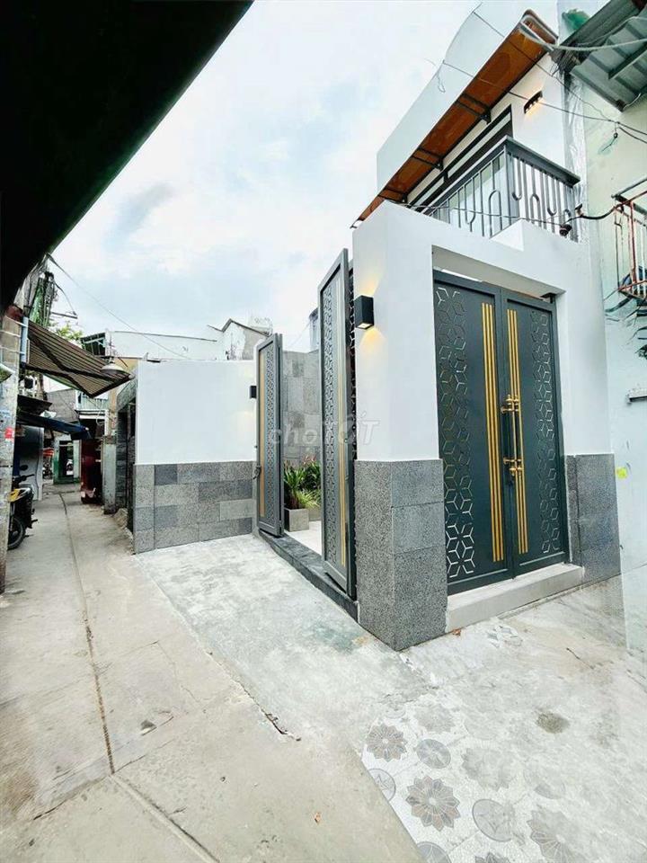 Nhà Đẹp có sân vườn diện tích khủng Nguyễn Duy P14 Q8