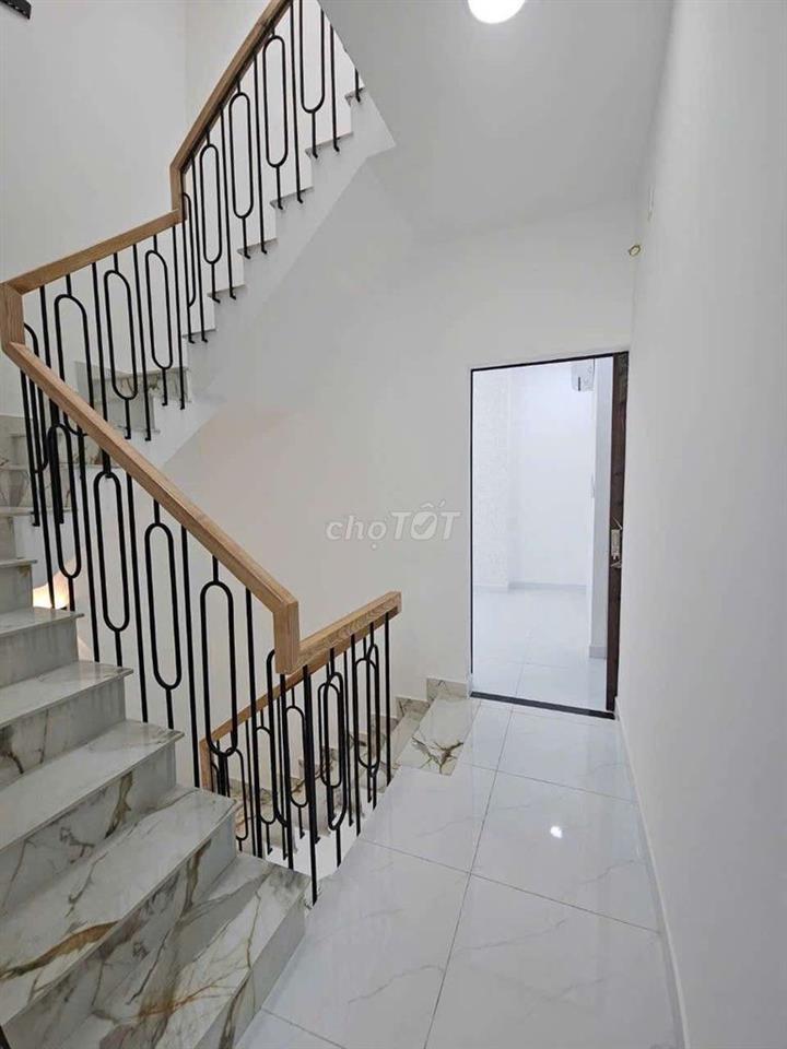 Nhà mới nở hậu 4 Tầng gần mặt tiền Nguyễn Duy P9 Q8