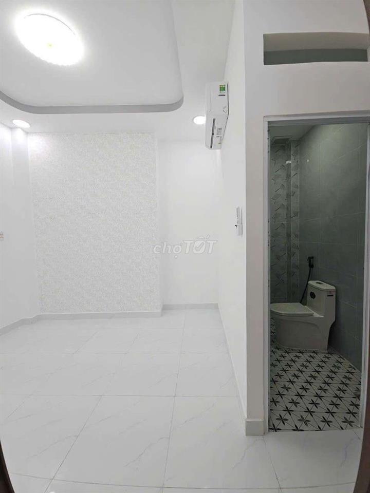 Nhà mới nở hậu 4 Tầng gần mặt tiền Nguyễn Duy P9 Q8