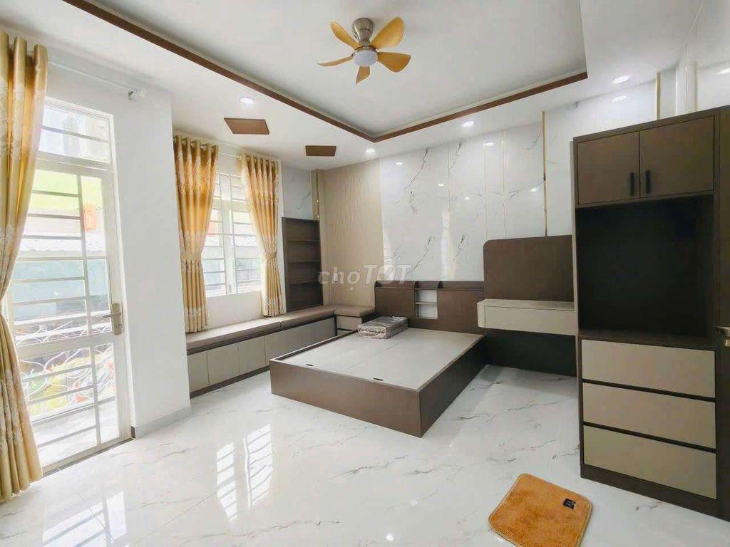 Nhà mới 5 tầng full nội thất - Phạm Thế Hiển P4 Q8
