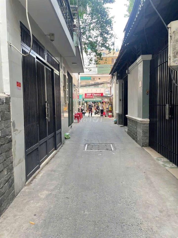 Bán nhà Hẻm Xe Hơi sát mặt tiền Đặng Chất P2-Q8
