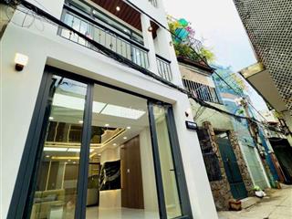 NHÀ XÂY MỚI 4 TẦNG ĐẸP NỘI THẤT LUNG LINH TTTM Parc Mall P4 Q8