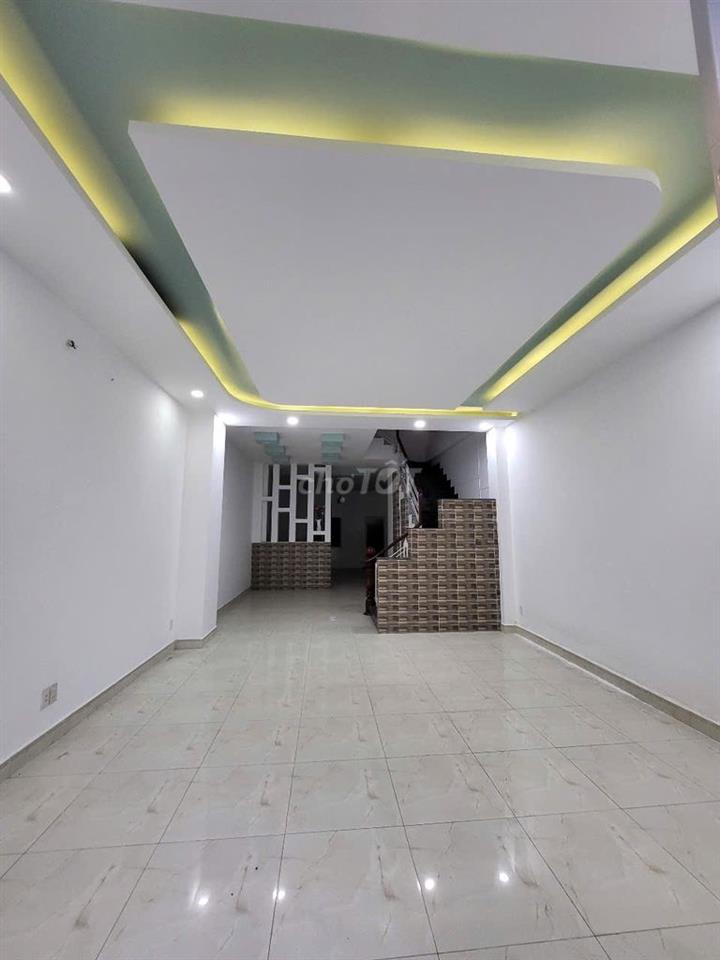 Nhà đẹp View kênh thoáng mát đường lớn 20m , KDC Phú Lợi P7 Q8