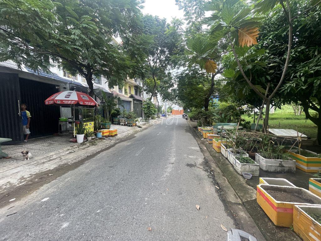 Nền 5x24 đối diện công viên, dân cư văn minh, sầm suất KDC Phú lợi
