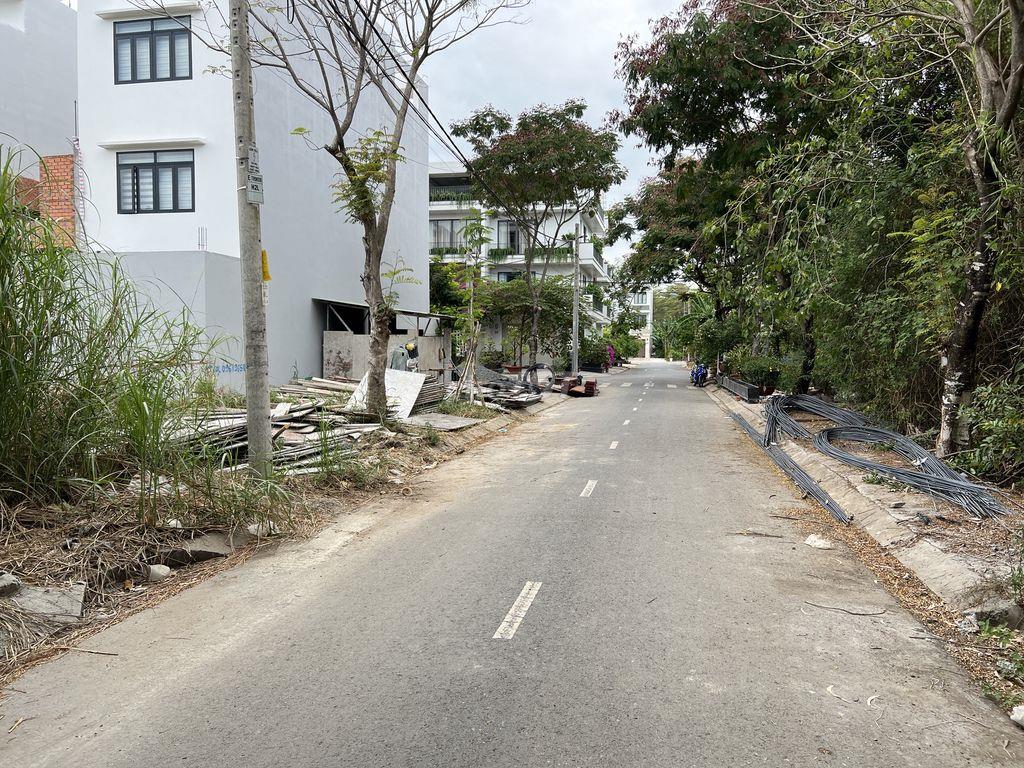 Chỉ 38tr/m2 còn thương lương | nền 2MT view công viên tai KDC Phú lợi
