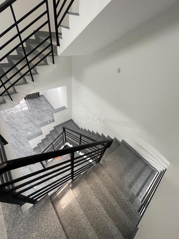 Nhà mới xây 5x24 kiên cố hoàn công đầy đủ, vô ở ngay không cần sửa