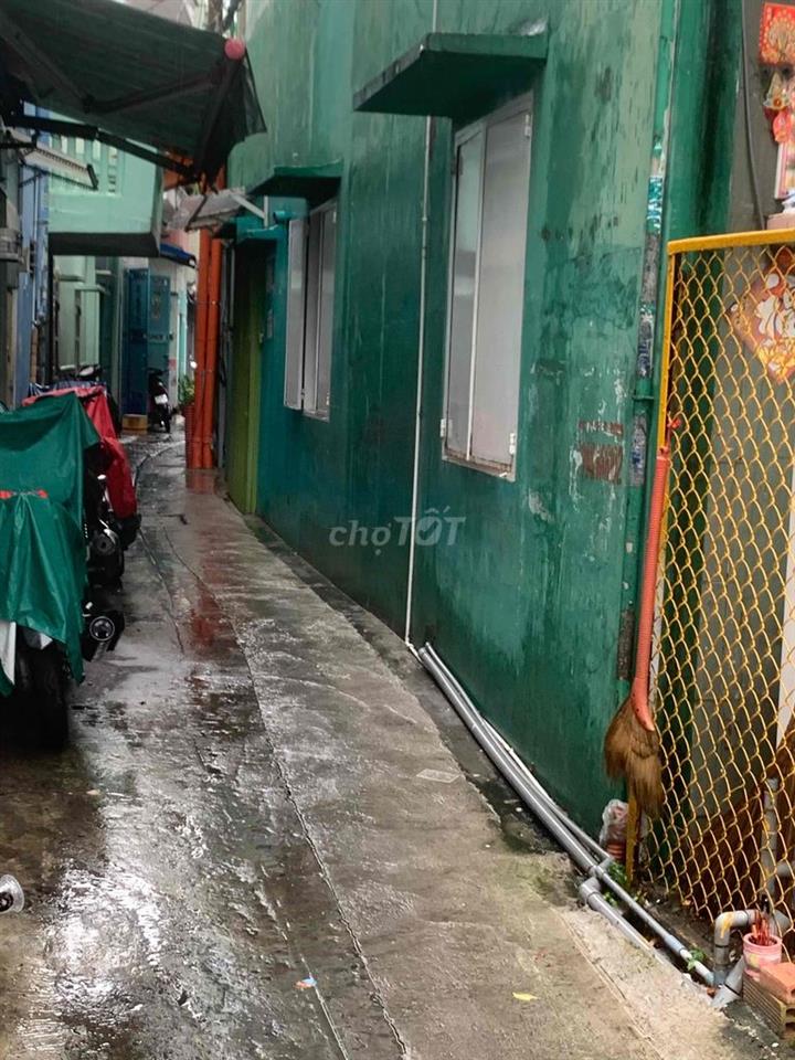 Nhà Mặt Tiền ngang siêu hiếm ,sân rộng 7m  khu vực đẹp nhất Q8