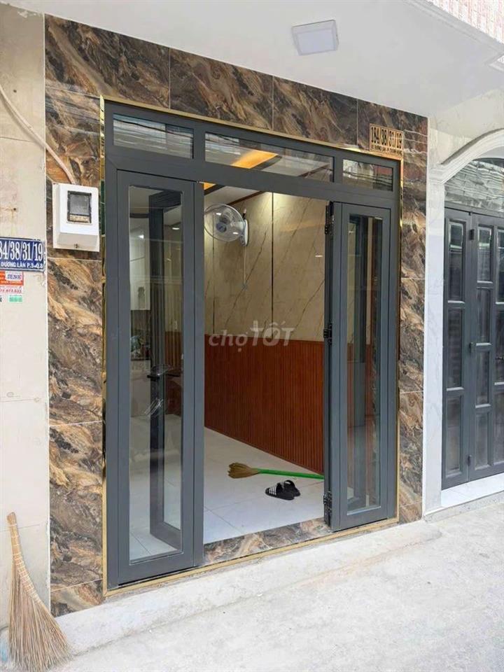 Bán nhà đường Âu Dương Lân P3.Q8 DT.3m×6m } 4 tầng 3 Phòng 3 toilet.