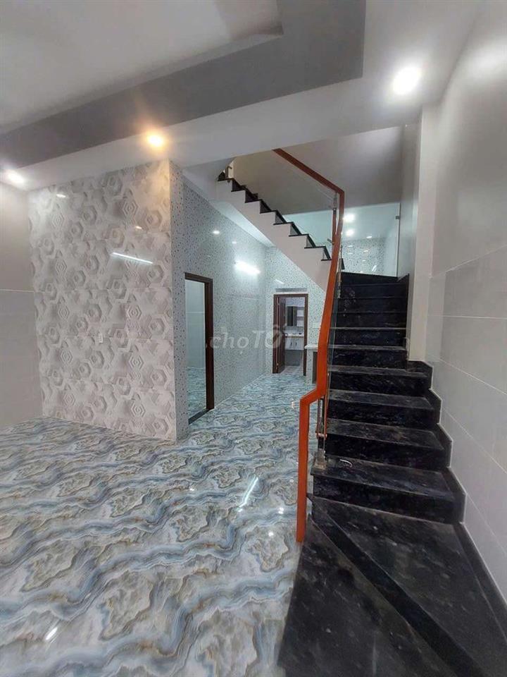 Bán nhà đường Phạm Thế Hiển P5.Q8 DT.5m3×10m } 3Lầu 4Phòng 4wc hẽm4m5