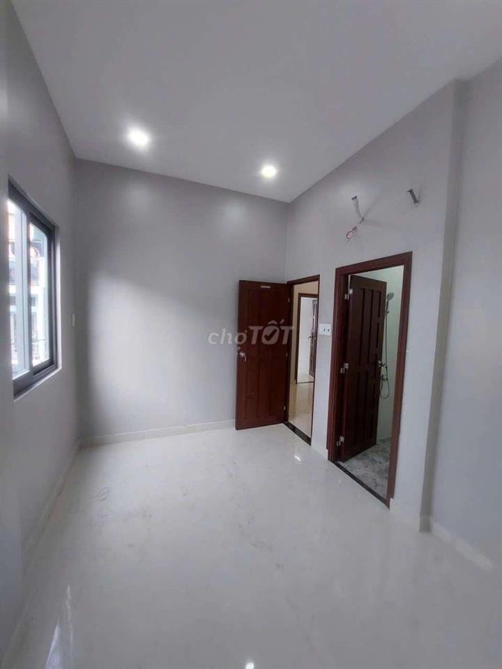 Bán nhà đường Phạm Thế Hiển P5.Q8 DT.5m3×10m } 3Lầu 4Phòng 4wc hẽm4m5