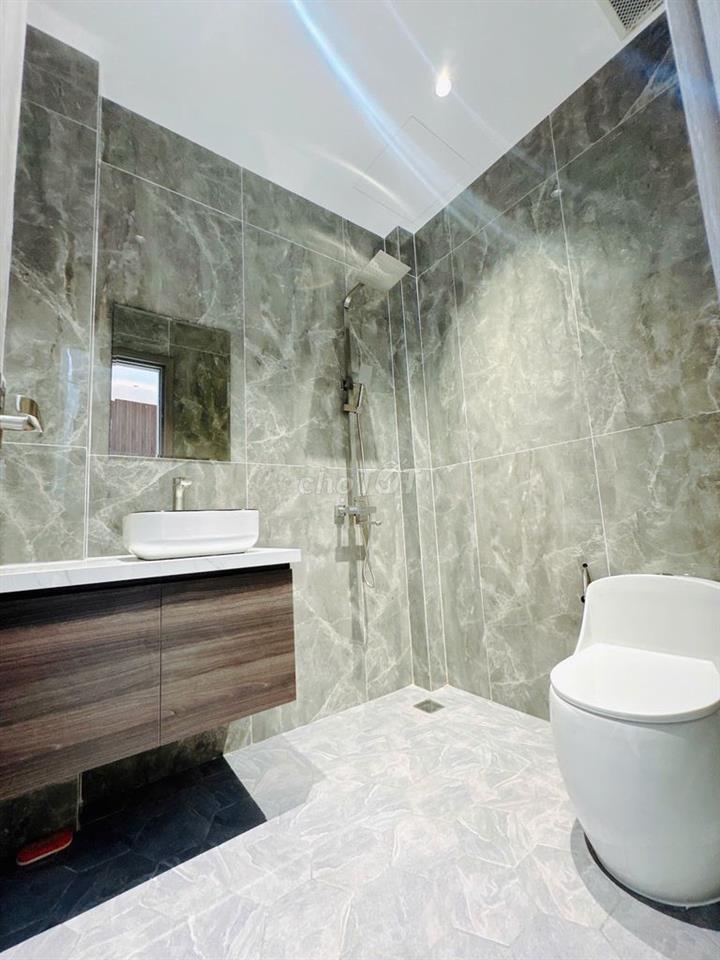 Nở Hậu 6m5 , 63m2 Đường Phạm Văn Chí , Phường Bình Tiên
