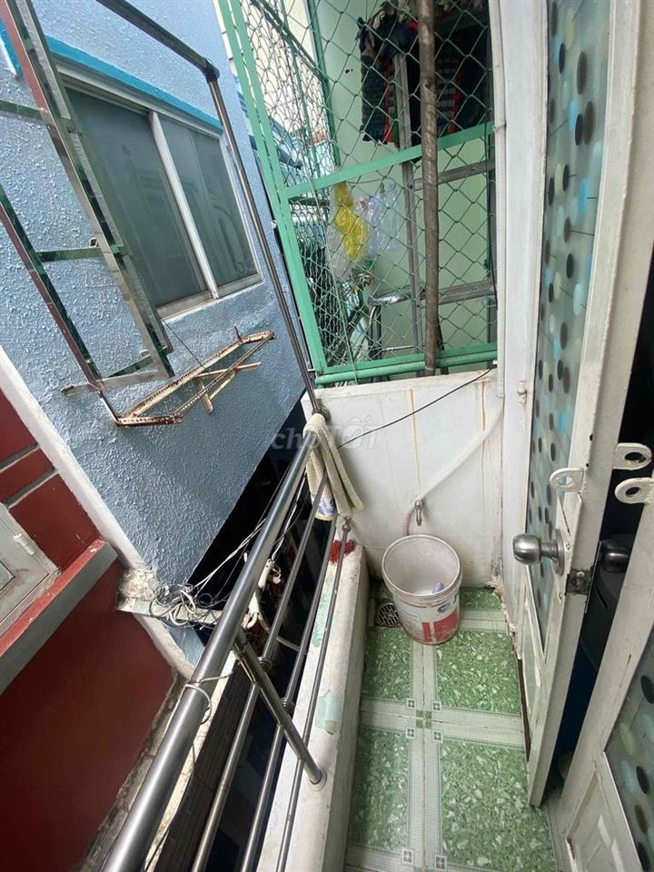 9 chủ - Nhà 1 trệt, 1 lầu - Nhà hẻm yên tỉnh, ngay chợ vạn nguyên