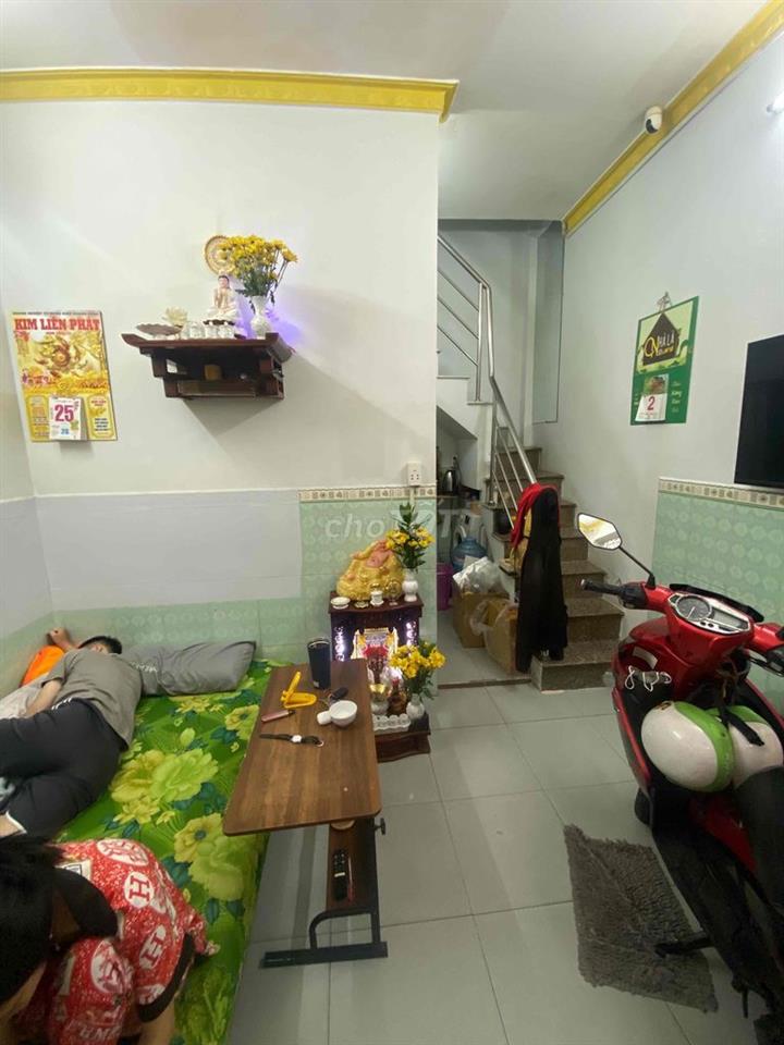 9 chủ - Nhà 1 trệt, 1 lầu - Nhà hẻm yên tỉnh, ngay chợ vạn nguyên
