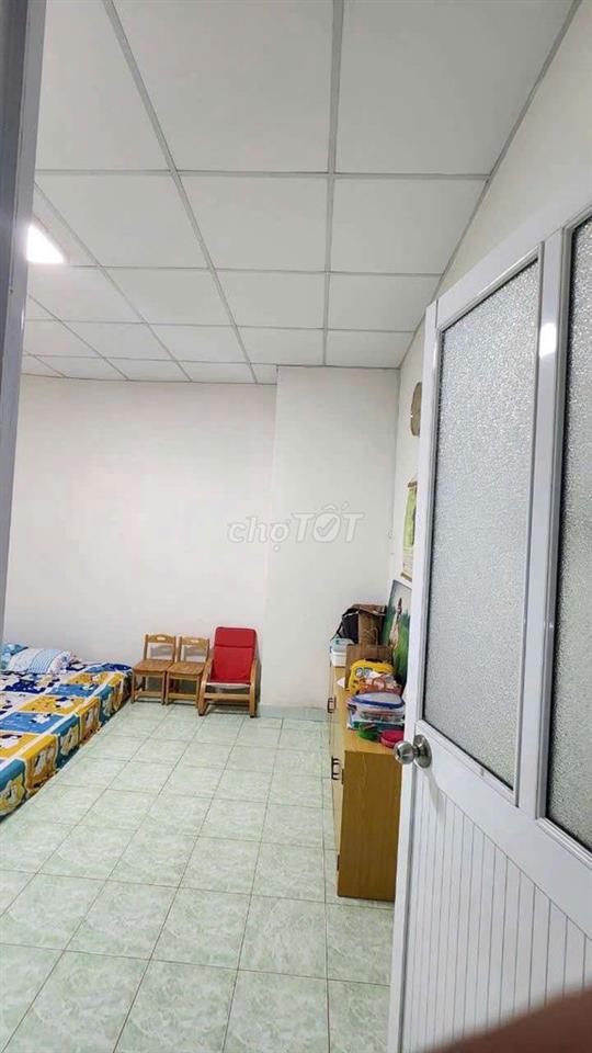 Nhà đẹp 4PN Cao Xuân Dục P12 Q8 - 67m² - SHR - Chỉ 5,379 tỷ