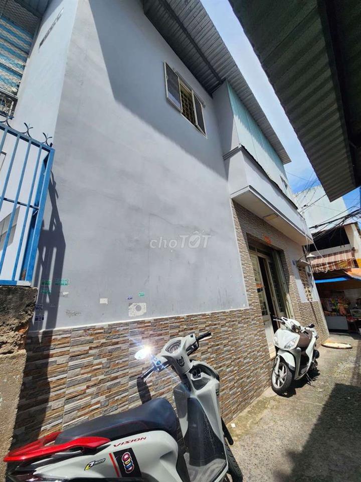 Nhà đẹp 4PN Cao Xuân Dục P12 Q8 - 67m² - SHR - Chỉ 5,379 tỷ