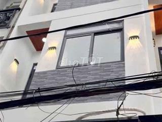 Nhà mới Âu Dương Lân Q8, 4PN, sân thượng, SHR, giá 7,68 tỷ