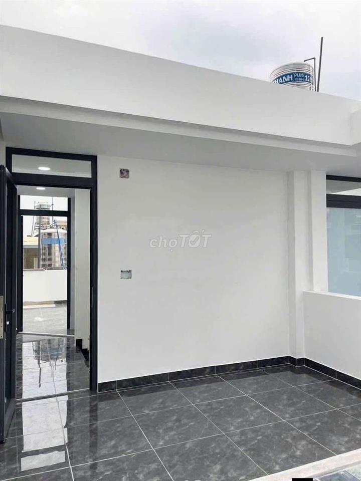 Nhà mới Âu Dương Lân Q8, 4PN, sân thượng, SHR, giá 7,68 tỷ