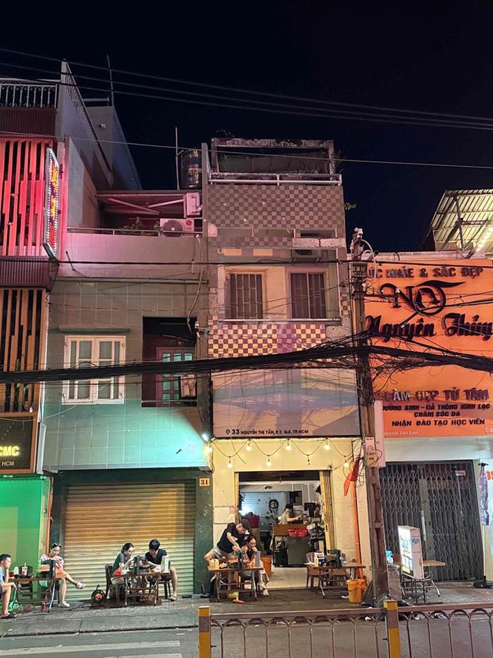 Bán nhà mặt Phố