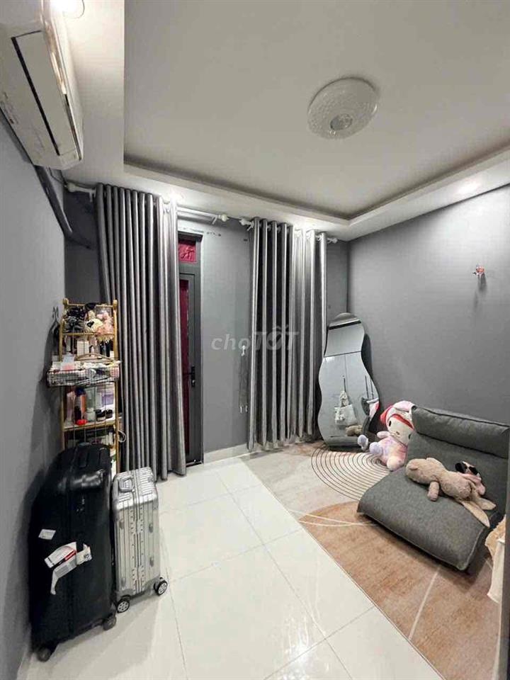 - Nhà bán Dương Bá Trạc P2 Q8  - DT : 3,5m x 9,5m