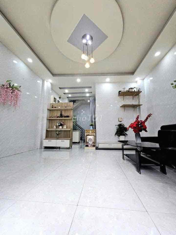 📍4Tỷ790 TL - Bùi Minh Trực P6 Q8  - DT: 5,1m x 9,6m   - Kết cấu: Trệt,