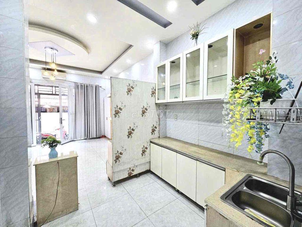 📍4Tỷ790 TL - Bùi Minh Trực P6 Q8  - DT: 5,1m x 9,6m   - Kết cấu: Trệt,