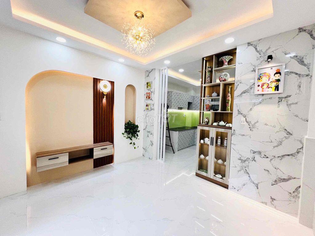 Nhà mới Lưu Hữu Phước P Phú Định Q8