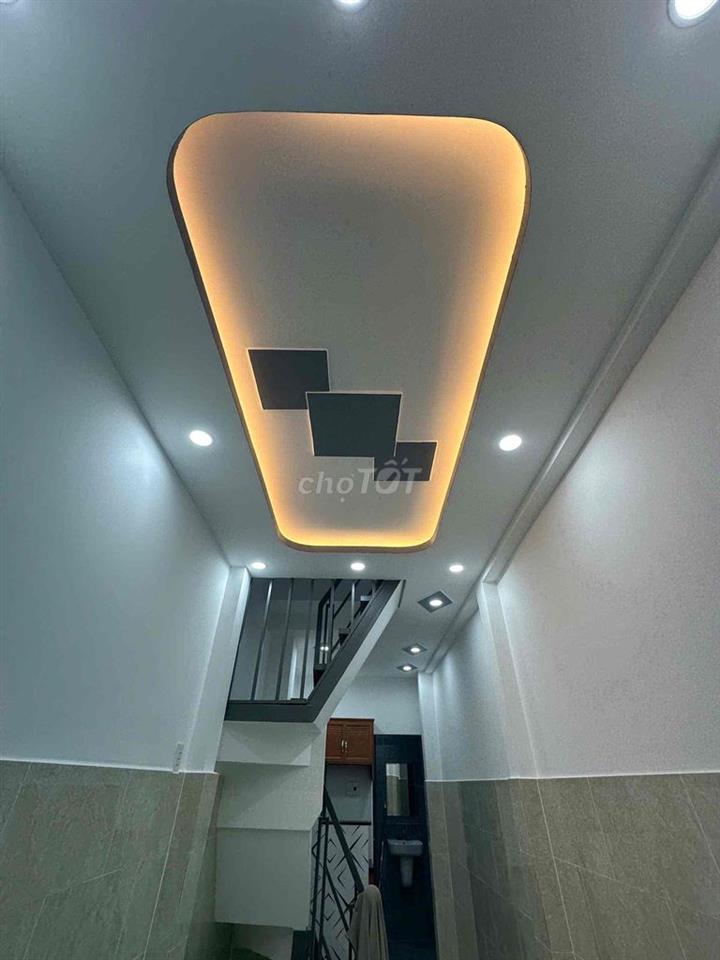 📍2Tỷ780 TL - Dương Bá Trạc P1 Q8   - Diện tích : 2.1x 8 m  - Kết cấu: