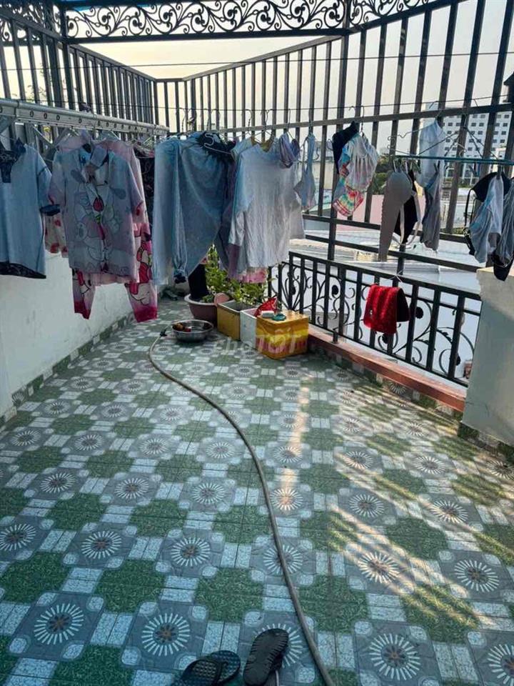 Bình Đông P15 Q8 MẶT TIỀN HẺM - XE TẢI TỚI NHÀ  TRƯỚC NHÀ