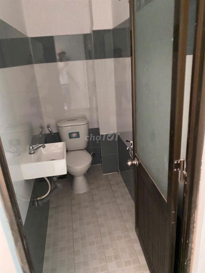 CHỈ 2,3 TỶ  - 27m² - 2PN – SHR - Q.8 Dương Bá Trạc Sát Q.1