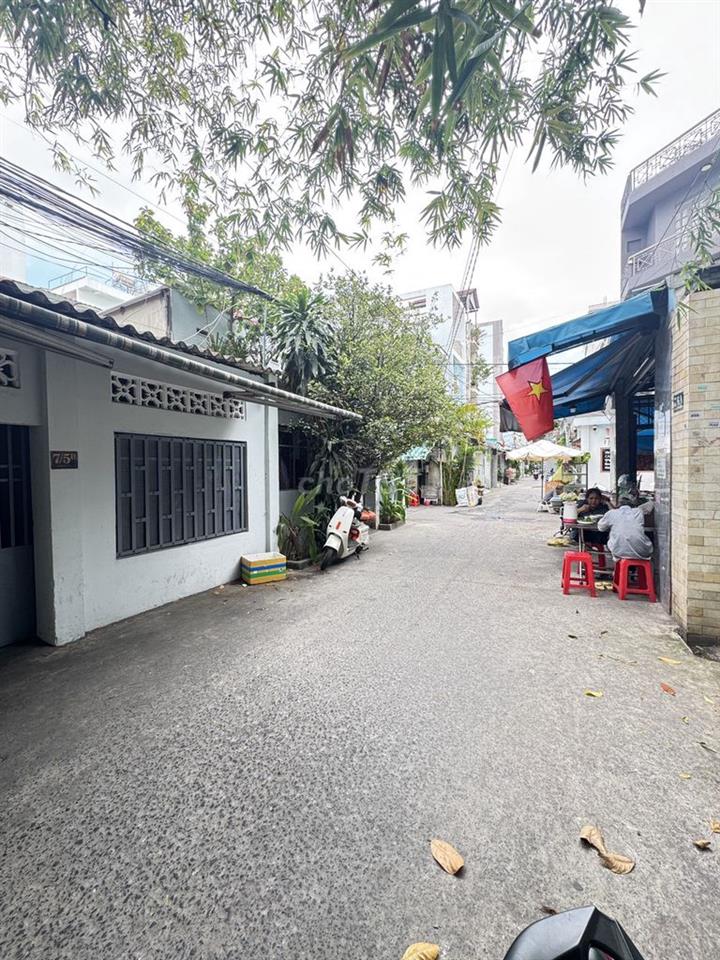 Bán nhà hẻm Chánh Hưng Phường 4 Quận 8. Nhà hẻm thông thoáng