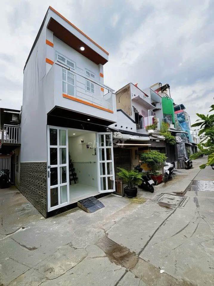 CHÍNH CHỦ KẸT TIỀN BÁN CĂN NHÀ NHỎ HẺM XE HƠI Ở QUẬN 8