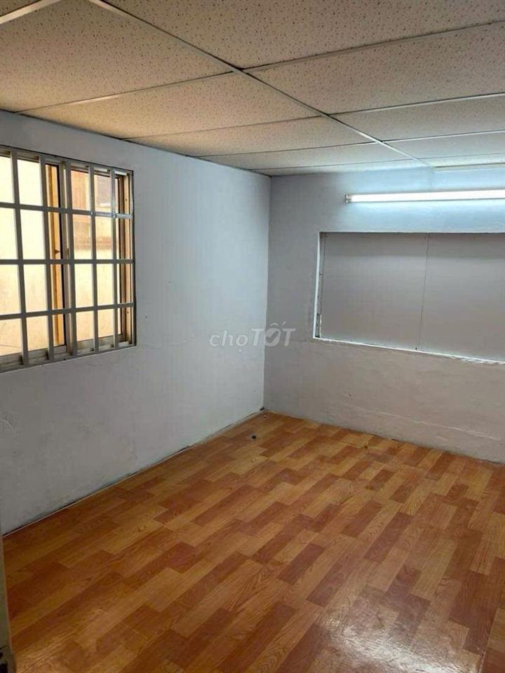 Nhà quận 8 2pn 1wc 3TY TL