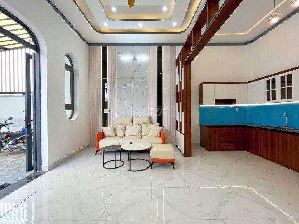 BÁN NHÀ CẤP 4, PHƯỜNG BÌNH ĐÔNG,Q8 2tỷ340
