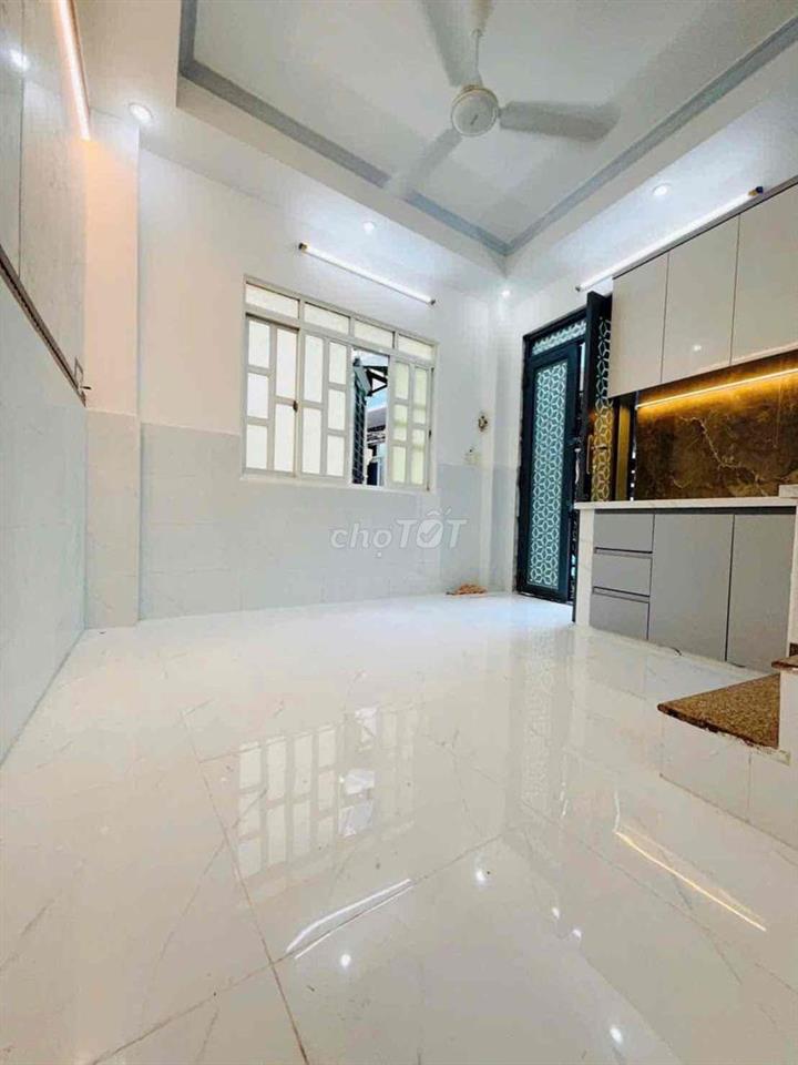 NHÀ BÁN CĂN GÓC  ĐƯỜNG BA ĐÌNH P8Q8: 2,58 TỶ