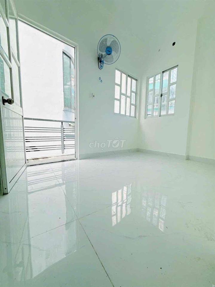 NHÀ BÁN CĂN GÓC  ĐƯỜNG BA ĐÌNH P8Q8: 2,58 TỶ